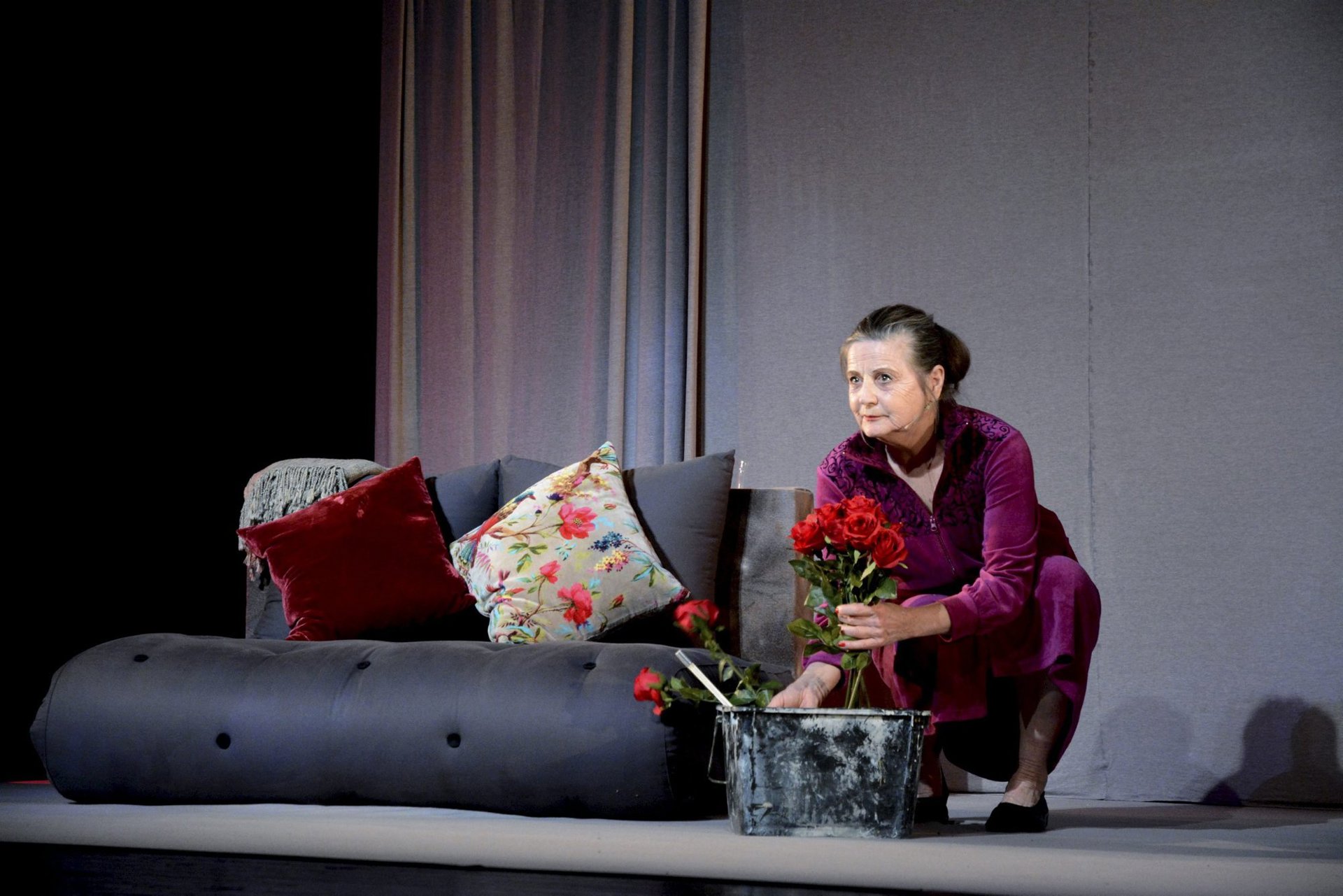 Litteraturforedrag Skam deg Mayliss! 25.2 kl 11.00